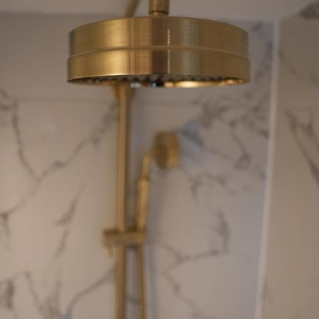 The Chequers Hotel Lamberhurst Екстериор снимка